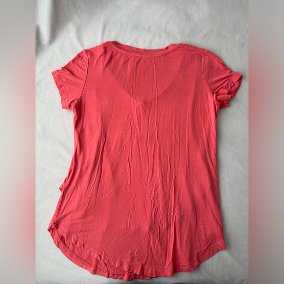 Latched Mama v-neck boyfriend nursing maternity t-shirt - coral pink XS - Picture 3 of 7